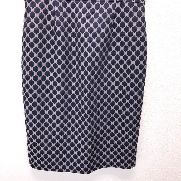 Banana Republic Women Textured Navy Sheath Dress Size 12 - Picture 3 of 11